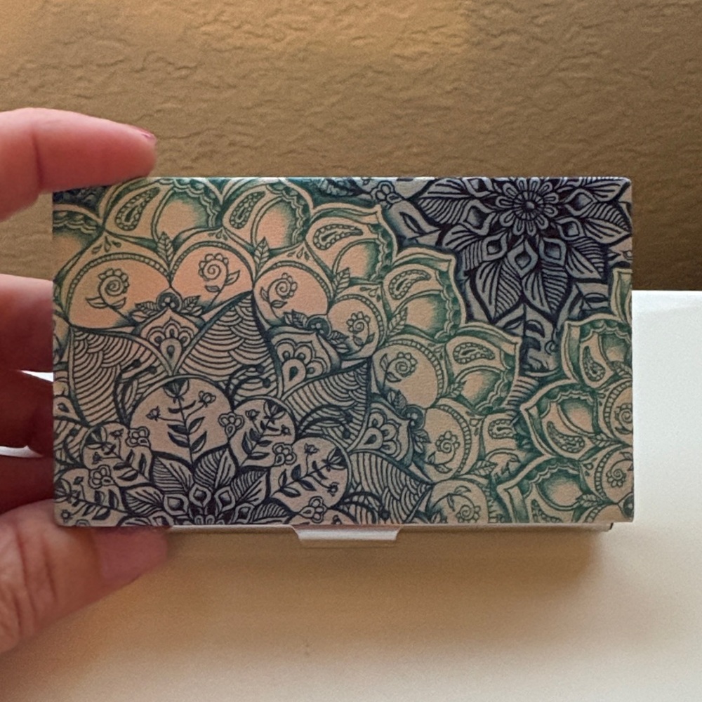 Floral Pattern Card Holder